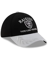 New Era Men's Black/Silver Las Vegas Raiders 2025 Nfl Draft 39THIRTY Flex Hat