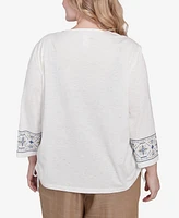 Alfred Dunner Plus Summer Solstice Linear Embroidered Tie Sleeve Top
