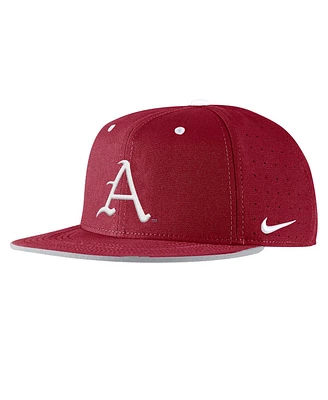 Nike Men's Cardinal Arkansas Razorbacks On-Field True Performance Baseball Fitted Hat