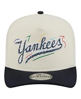 New Era Men's White New York Yankees Team Scribble Golfer Adjustable Hat