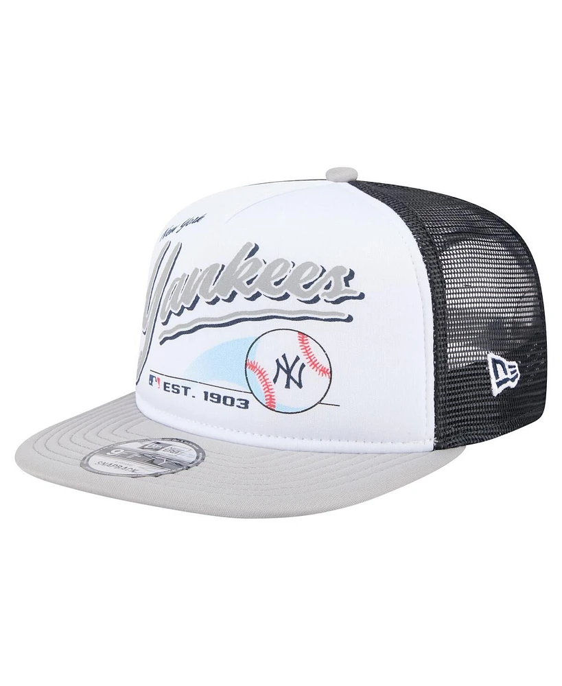 New Era Men's White/Gray New York Yankees Retro Script Trucker 9FIFTY Snapback Hat
