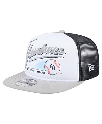 New Era Men's White/Gray New York Yankees Retro Script Trucker 9FIFTY Snapback Hat