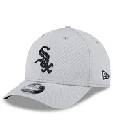 New Era Men's Gray Chicago White Sox 2025 Mlb Clubhouse 9FORTY M-Crown Adjustable Hat
