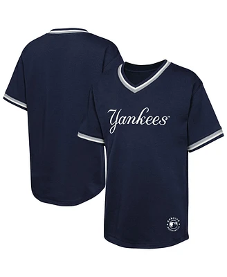 Outerstuff Big Boys and Girls Navy New York Yankees Relief Pitcher V-neck T-Shirt