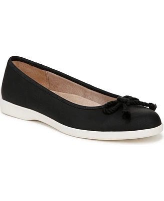 LifeStride Women's Maura Round Toe Ballerina Flats