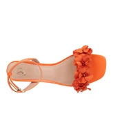 Women's Gwendolyn Kitten Heel