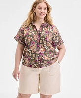 Democracy Trendy Plus Pleated Collar Piping-Trim Shirt