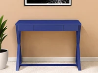 Writing Desk with Clean Lines – Perfect for Small Spaces