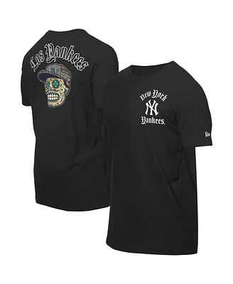New Era Men's Black York Yankees Sugar Skulls T-Shirt