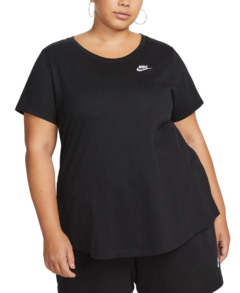 Nike Plus Active Sportswear Club Essentials Short-Sleeve T-Shirt
