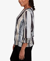 Alfred Dunner Petite Santa Barbara Etched Stripe Bell Sleeve Crew Neck Top
