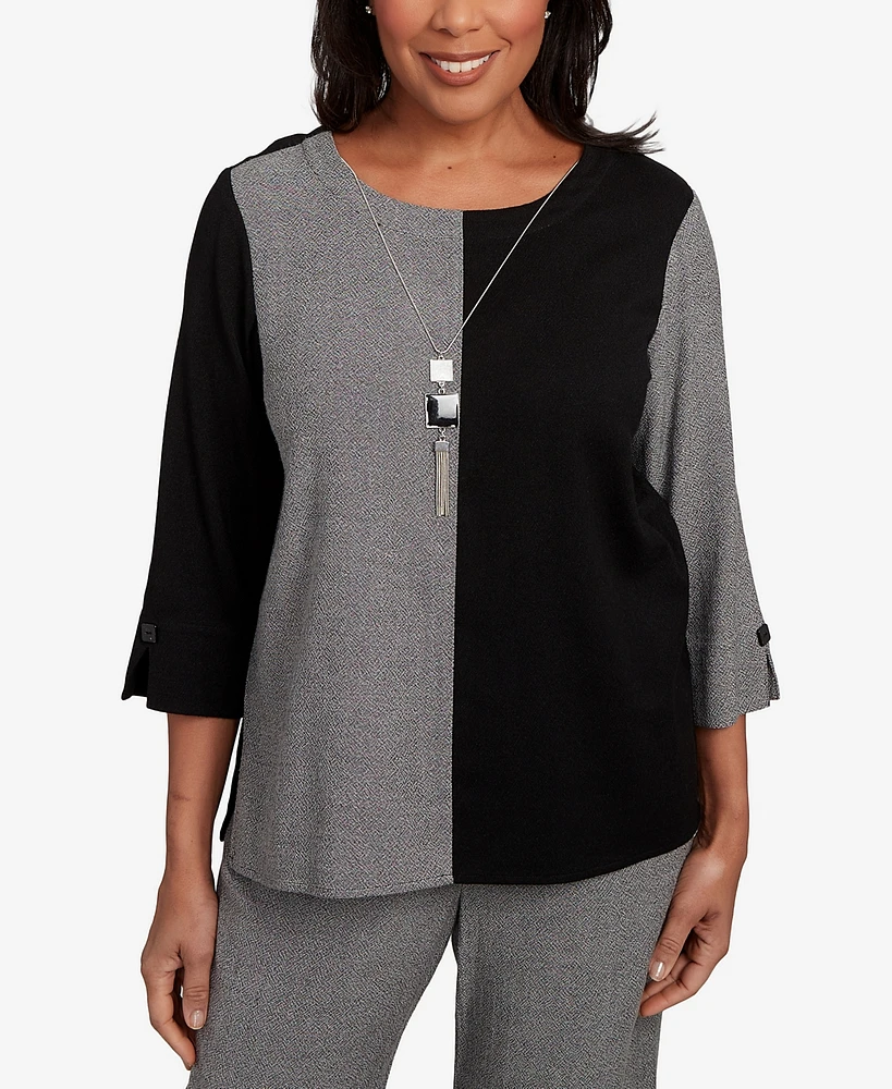 Alfred Dunner Petite Santa Barbara Center Sliced Crew Neck Top with Necklace
