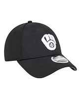 New Era Men's Black Milwaukee Brewers Pivot 9FORTY Adjustable Hat