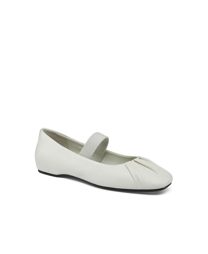 Grace Rimini Women's Shoe