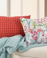 J by Queen Bold Cozy Throw, 70" x 50"