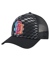 New Era Men's Black San Diego Padres Gradient 9FORTY A-Frame M-Crown Trucker Adjustable Hat