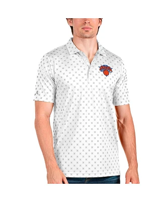Antigua Men's White New York Knicks Spark Polo Shirt