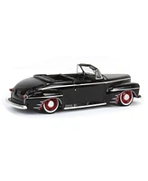 1/64 1947 Ford Deluxe Convertible California Lowriders Greenlight