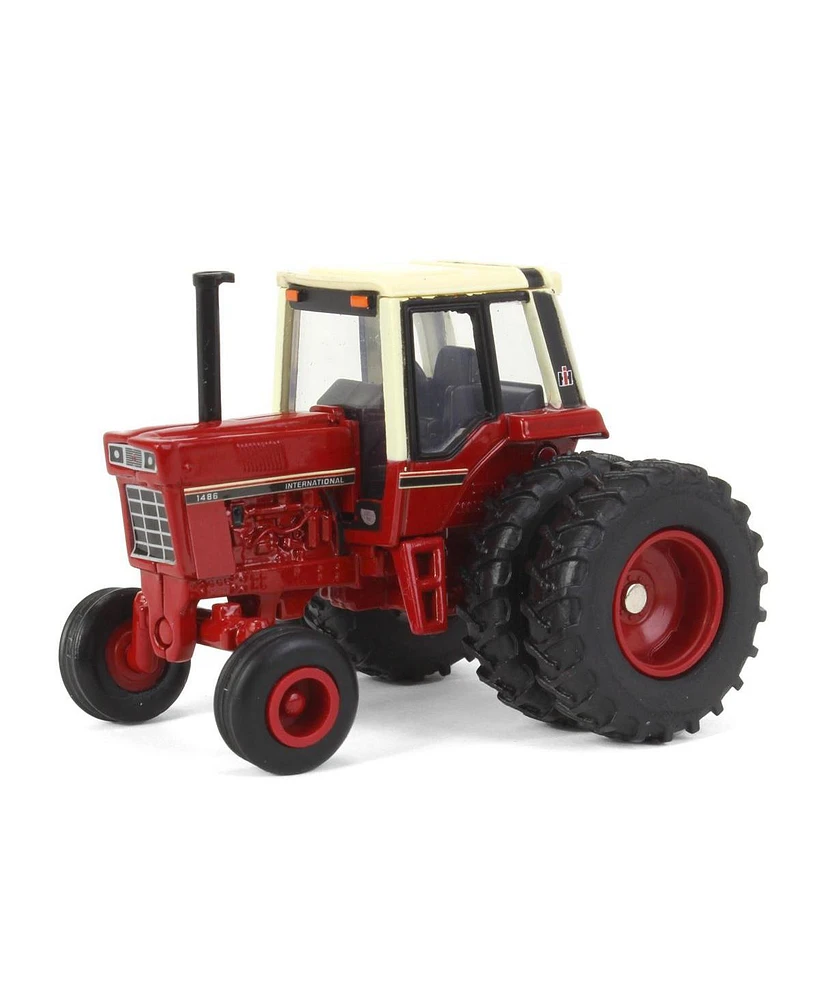 Ertl 1/64 International Harvester 1486 Tri-Stripe Wide Front with Rear Duals