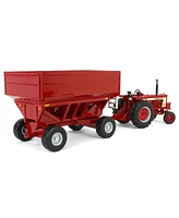 Ertl 1/32 Ih Farmall 806 Tractor with Gravity Wagon