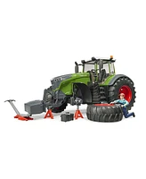 Bruder 1/16 Fendt 1050 Vario Tractor w/ Mechanic and Shop Tools