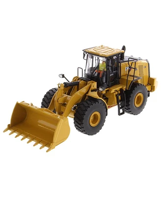 Diecast Masters 1/50 Cat 966 Wheel Loader
