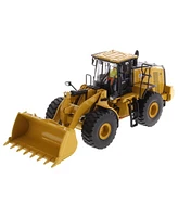 Diecast Masters 1/50 Cat 966 Wheel Loader