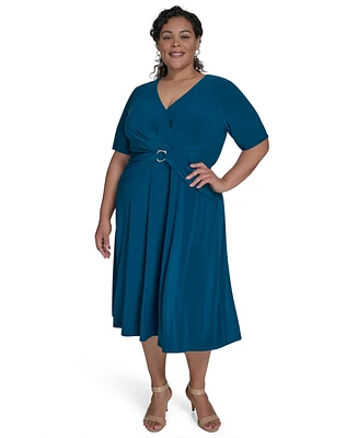 Jessica Howard Plus V-Neck Jersey Midi Dress
