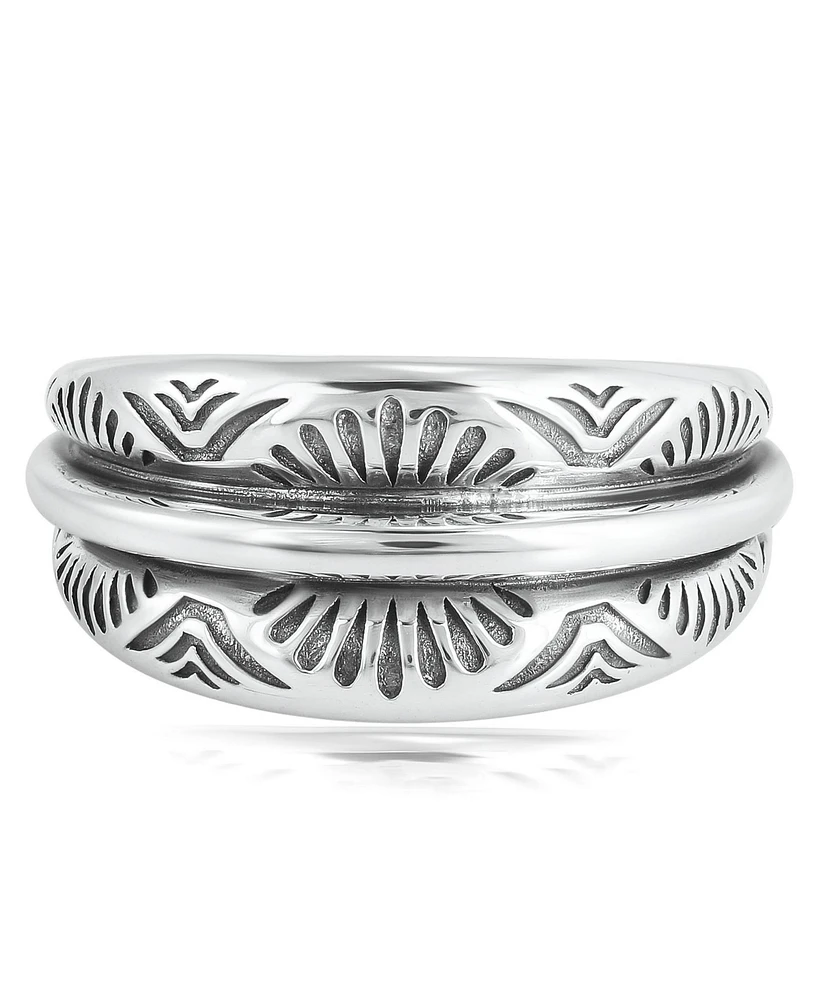 American West Jewelry Sterling Silver Etched Fan Tapered Ring