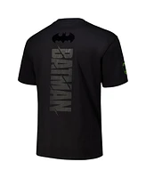 Freeze Max Men's Black Batman Comics Batmobile Loose Fit T-Shirt