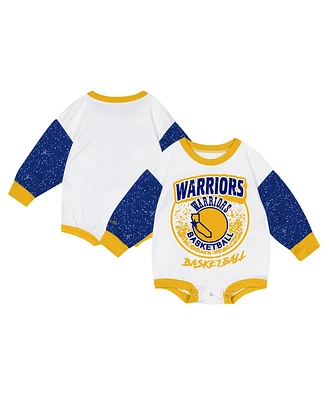 Mitchell & Ness Baby Boys and Girls White Golden State Warriors Hardwood Classics Posterboard Oversize Long Sleeve Bodysuit