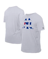New Era Men's White York Yankees Cuban Flag Logo T-Shirt