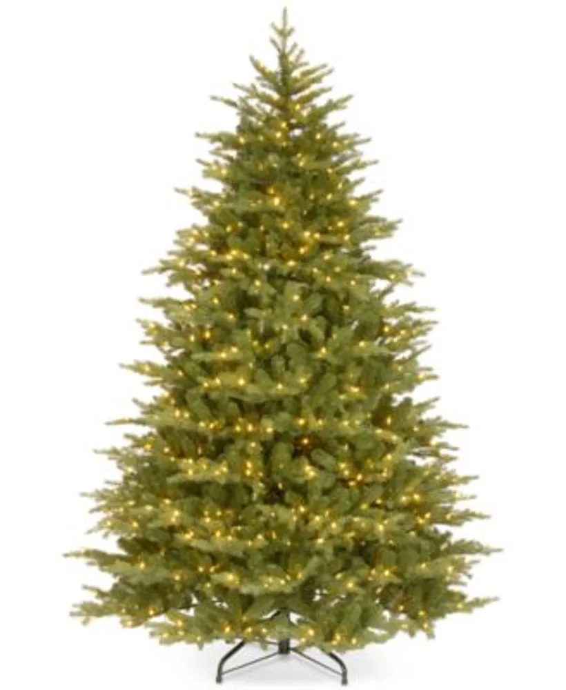 National Tree Company 7.5 Feel Real Nordic Spruce Medium Hinged Christmas Tree With 900 Clear Lights