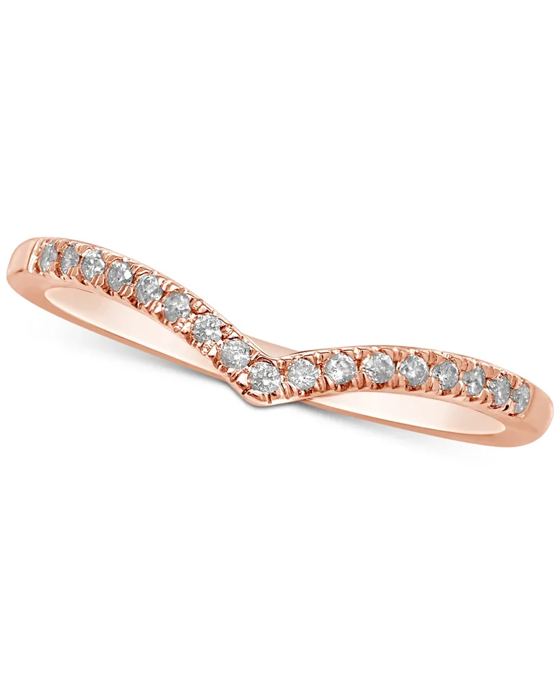 Diamond "V" Stackable Ring (1/10 ct. t.w.)