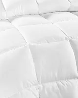 Swiss Comforts Down Alternative King Comforter