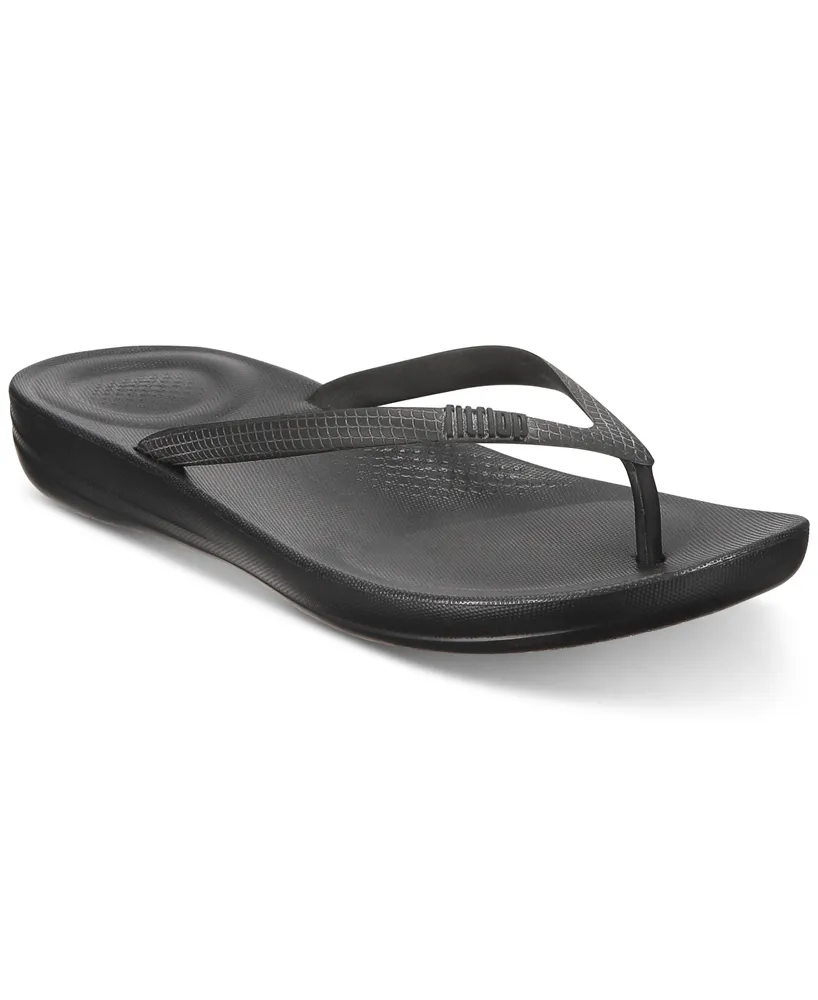 FitFlop Women's Iqushion Ergonomic Flip-Flops Sandal (size 9) 