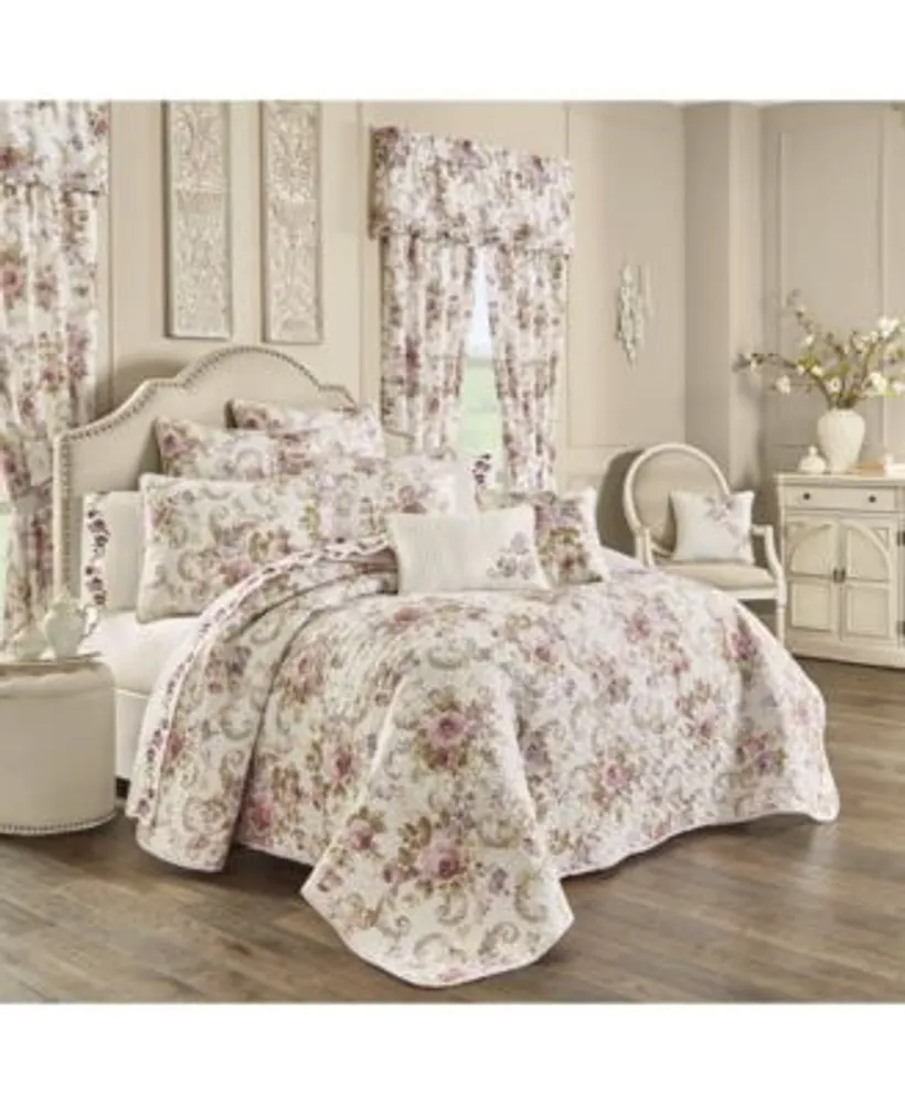 Royal Court Chambord Quilt Sets