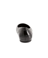 Softwalk Sonoma Cap Toe Flat