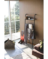 Tower Leaning Ladder With Shelf