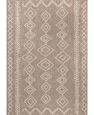 nuLoom Serna OWDN23D Tan 6'3" x 9' Outdoor Area Rug