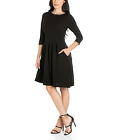 Women's Perfect Fit and Flare Pocket Dress