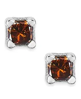 10k White Gold Red Diamond Stud Earrings (1/10 ct. t.w.)