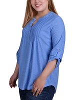 Plus 3/4 Tab Sleeve Y-Neck Blouse