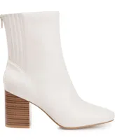 Journee Collection Women's Maize Square Toe Booties