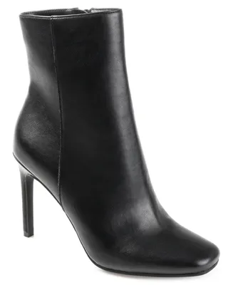 Journee Collection Women's Silvy Booties