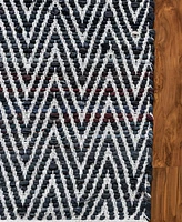 Closeout! Bayshore Home Jari Chevron Claire 7' x 10' Area Rug