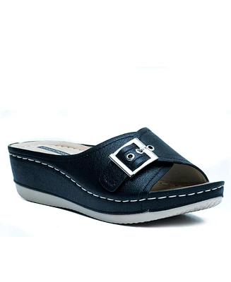 Gc Shoes Women's Justina Buckle Comfort Wedge Sandals