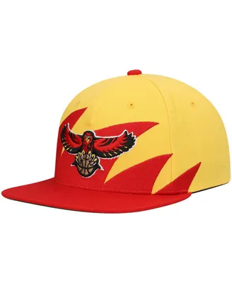 Men's Mitchell & Ness Yellow, Red Atlanta Hawks Hardwood Classics Sharktooth Snapback Hat