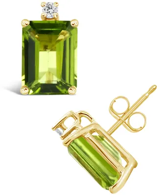 Peridot (3-3/8 ct.t.w) and Diamond Accent Stud Earrings in 14K Yellow Gold