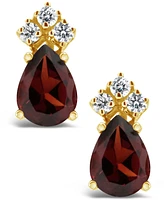 Garnet (1-3/4 ct.t.w) and Diamond (1/8 ct.t.w) Stud Earrings in 14K Yellow Gold